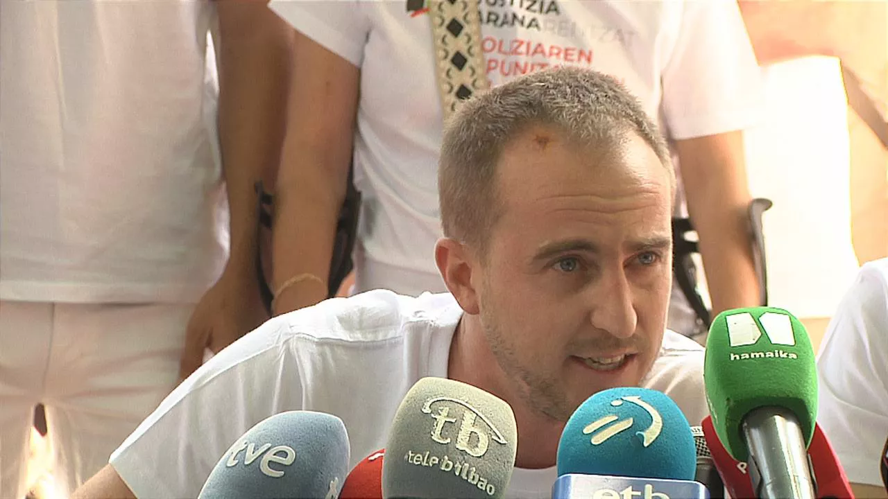 Iker Arana, vecino de Irala, que perdió un testículo tras recibir el impacto de una pelota foam. Imagen: EITB