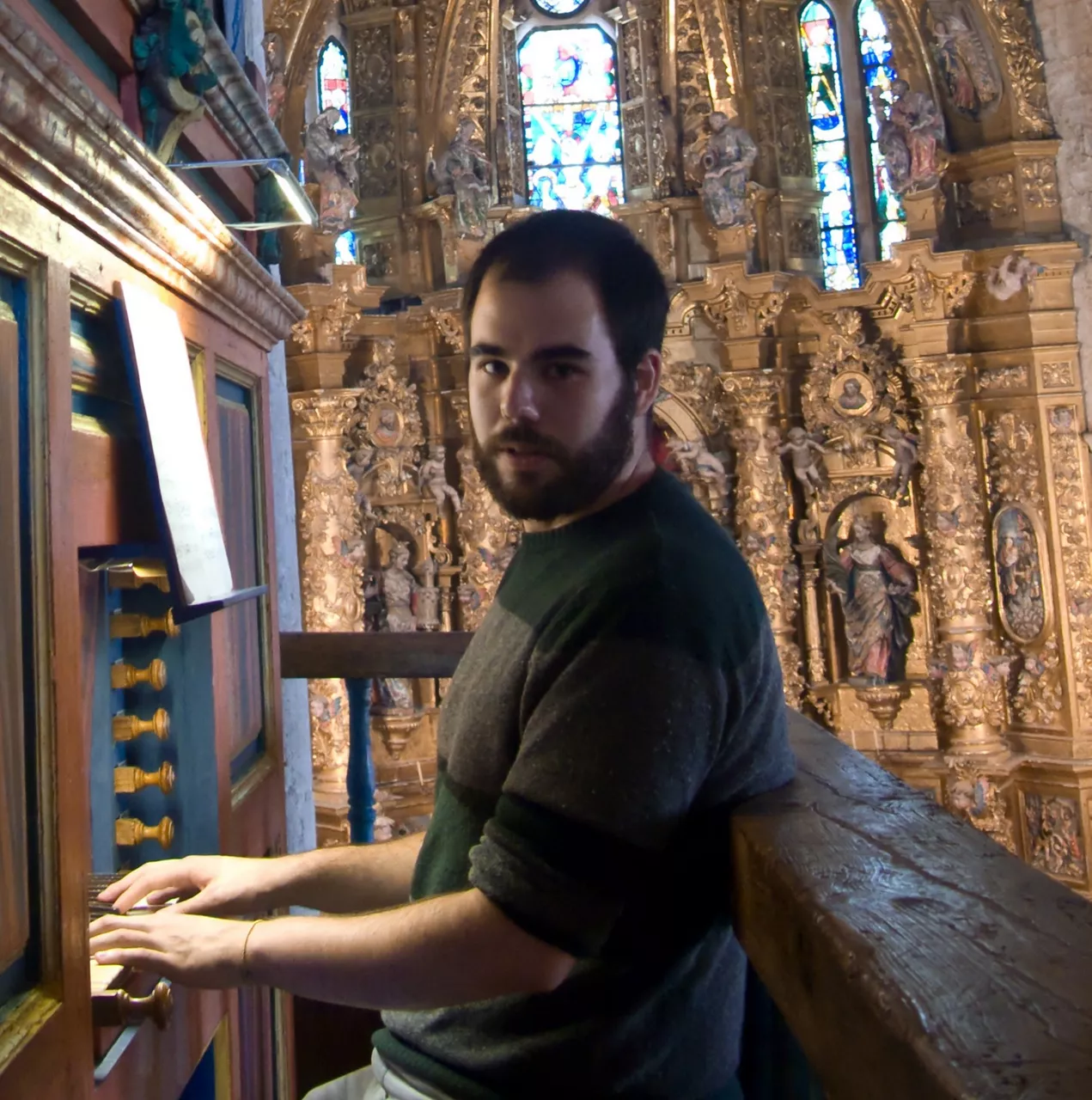 Usandizagak organorako idatzi zituen lan nagusiak joko ditu Iñigo de Peque musikariak.