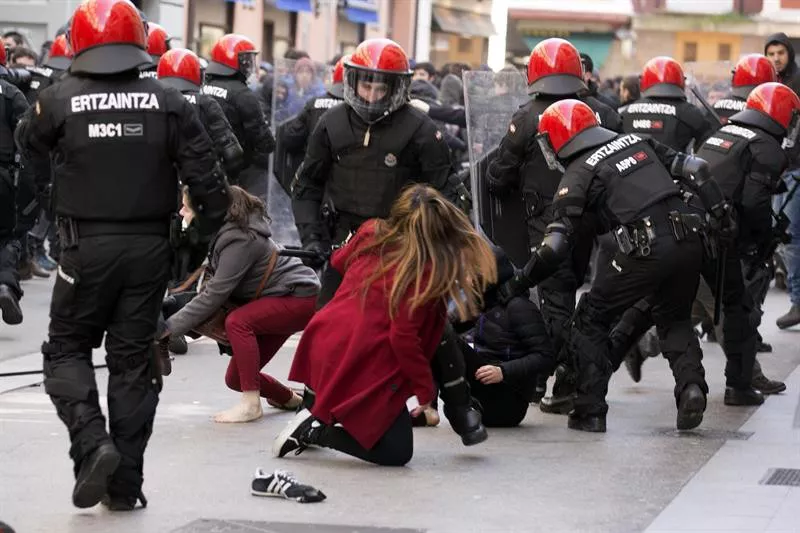 Istiluak Gasteizen. Argazkia: EFE