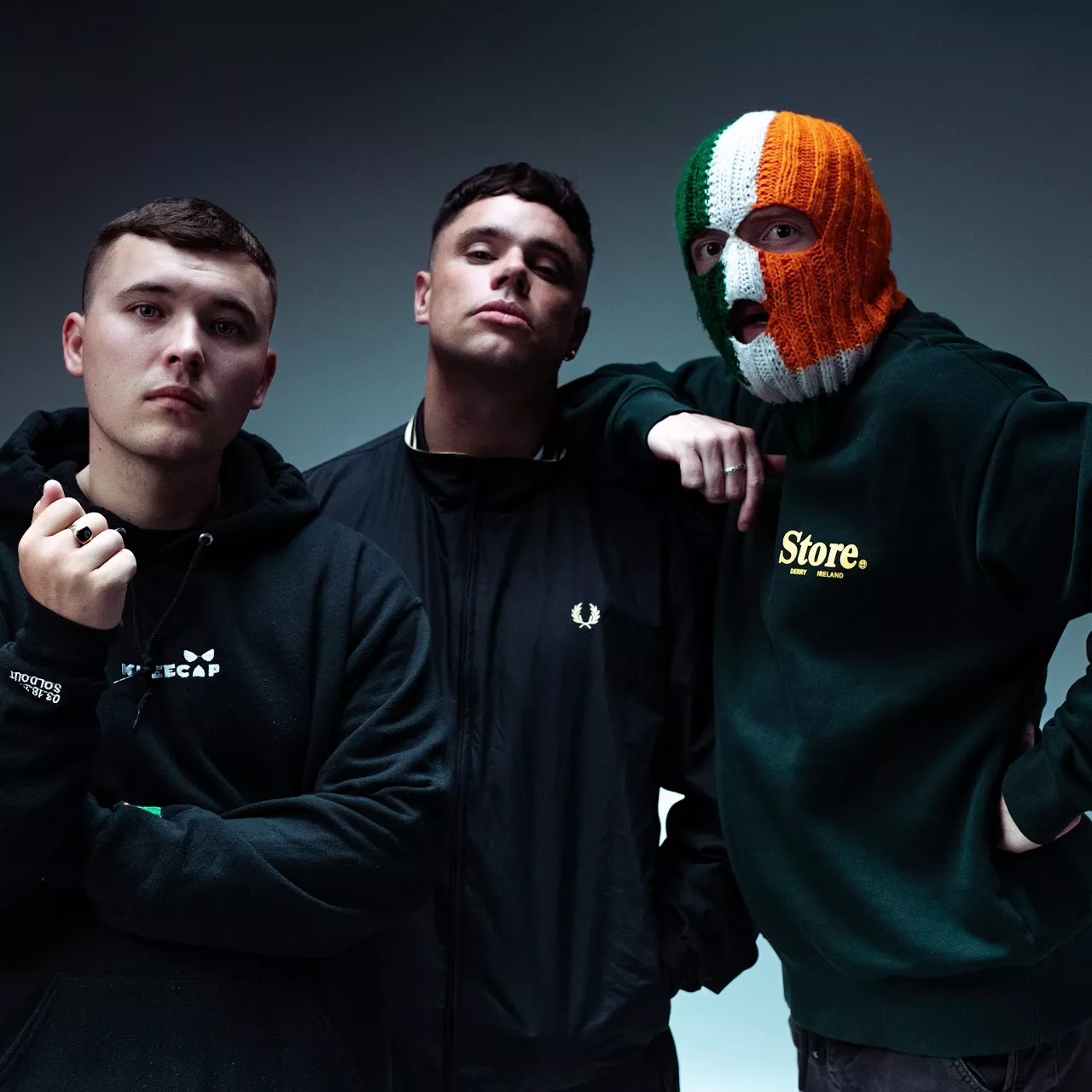 Kneecap Belfasteko rap hirukotea