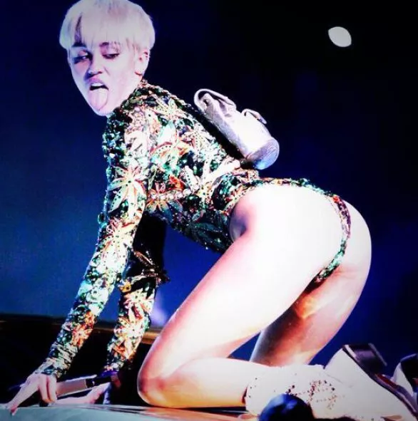 Miley Cyrus. Argazkia: Twitter