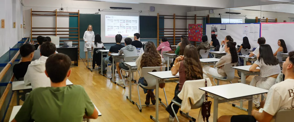 PAMPLONA, 04/09/2025.- Un total de 116.123 estudiantes comienzan en la Comunidad foral el curso 2025-26, el 67,8 % de ellos en el sistema público educativo, y con un hito destacado como es la alta tasa de escolarización en la primera etapa escolar, con un 51 % de niños de 0 a 3 años, que respalda la apuesta de Navarra por la gratuidad. EFE/Villar López
