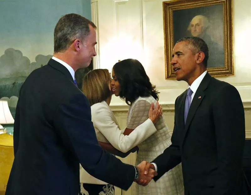 Espainiako erregeak Obama efe