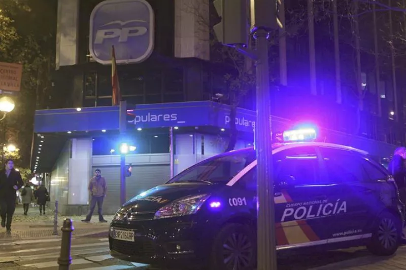 Polizia PPren egoitzara igorri du Pablo Ruiz epaileak