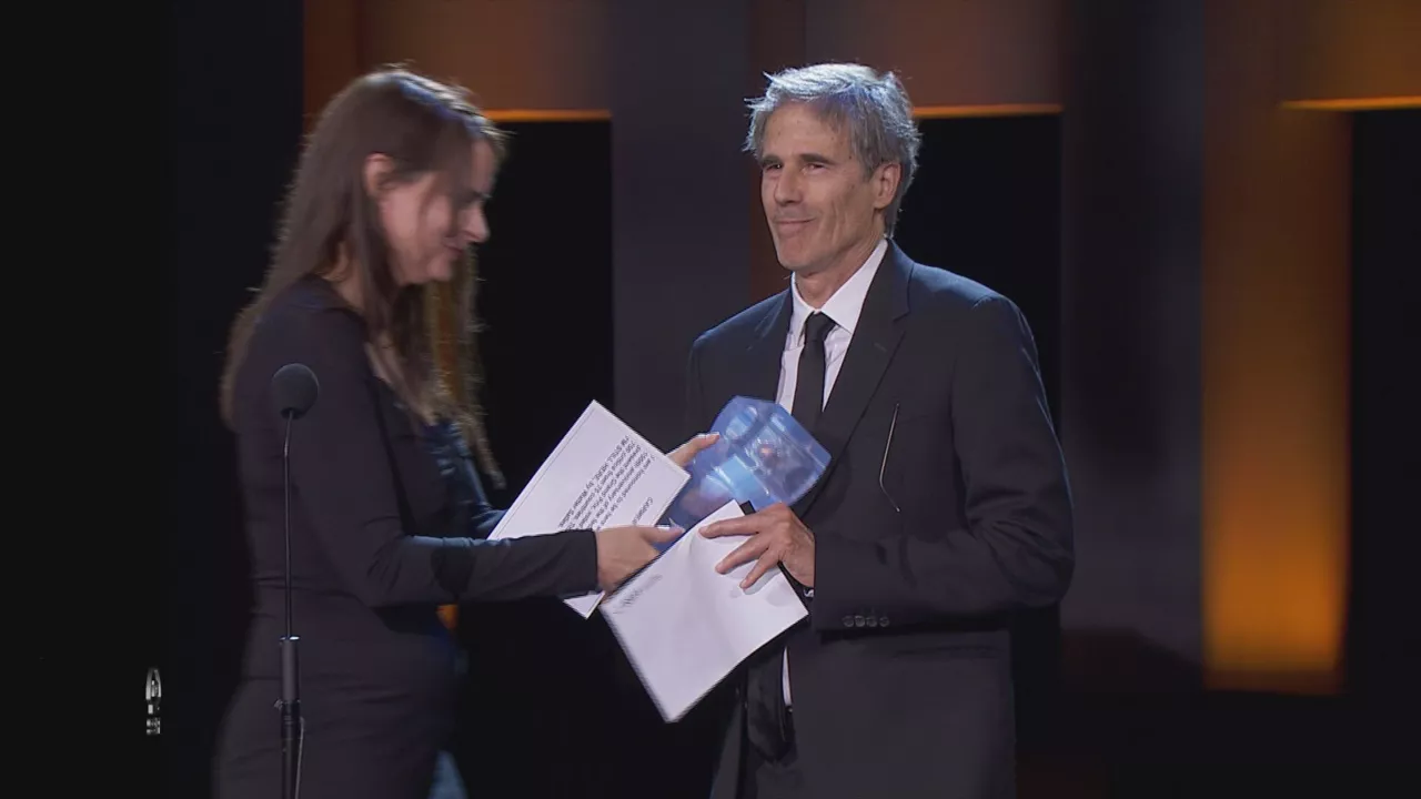 Walter Salles 2025eko Fipresci Saria jasotzen Zinemaldian