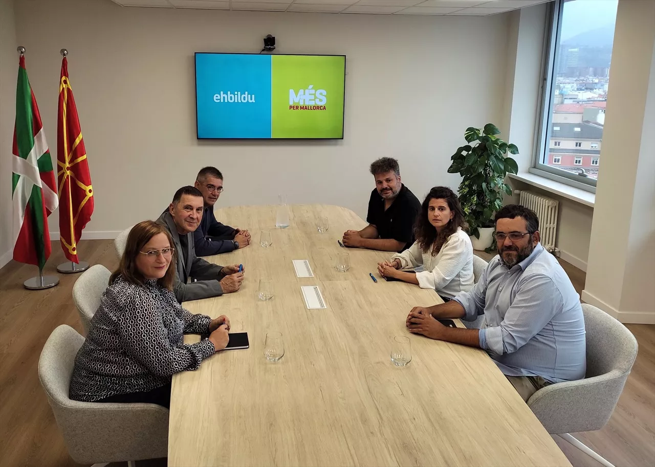 Reunión de EH Bildu y Més per Mallorca en Bilbao



EUROPA PRESS

27/8/2025
