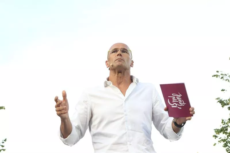 Raul Romeva Junts pel siko hautagaia. Argazkia: EFE