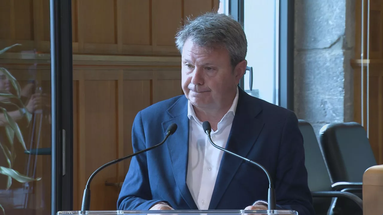 José Antonio Santano en el acto del convenio de la conexión ferroviaria de Astigarraga