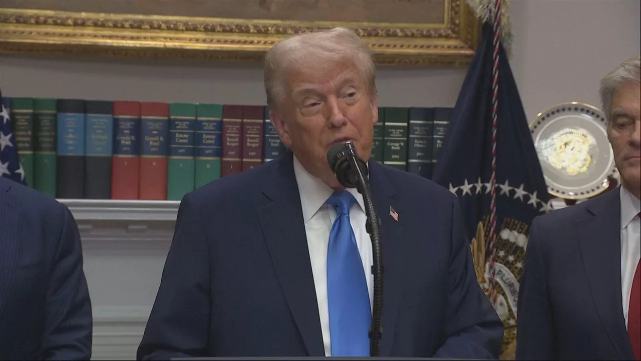 Trump vincula el paracetamol con el autismo