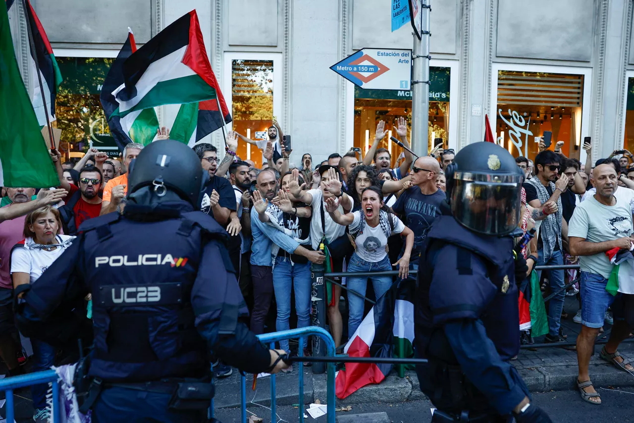 Protestak Madrilen, Vueltaren amaieran