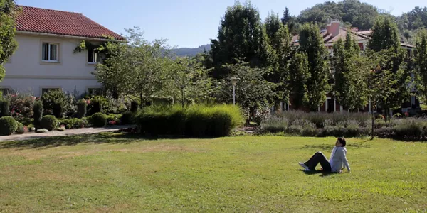 Comunidad y hotel de Amalurra en Artzentales (Bizkaia). Foto: EITB.COM