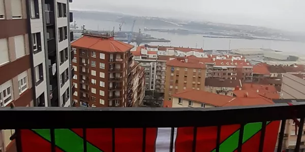 Santurtzi. Foto: Eduardo Lertxundi