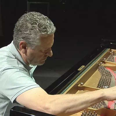 luis padilla afinador de pianos 