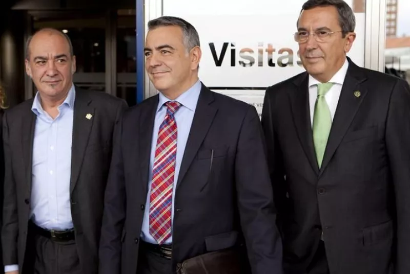 Martin Garitano (Gipuzkoa), Javier de Andrés (Álava) y José Luis Bilbao (Bizkaia). EFE