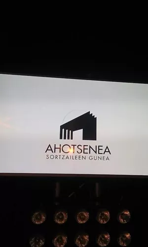 Ahotsenea, sortzaileen txokoa. Durangoko Azoka.
