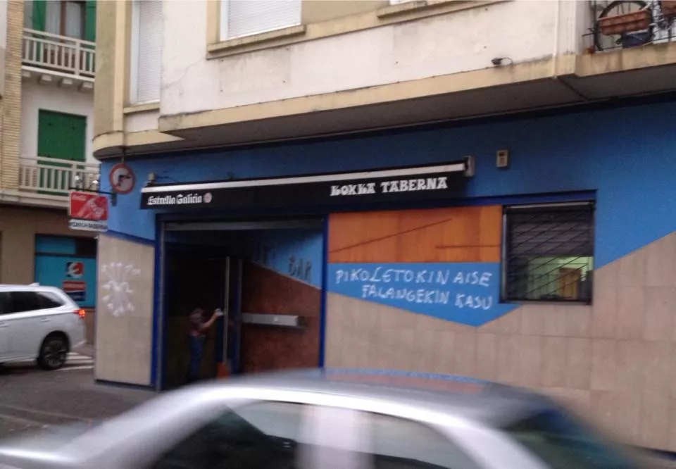 La fachada del bar Koxka. Foto: @hitzondo