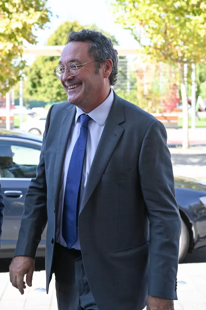 LEÓN, 01/10/2025.- El fiscal general del Estado, Álvaro García Ortiz, a su llegada para participar en Data Fórum 2025 que se celebra hasta el próximo viernes en León. EFE/ J.casares
