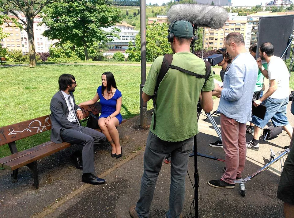 Luis Marias joan den asteburuan hasi zen bere film laburra filmatzen