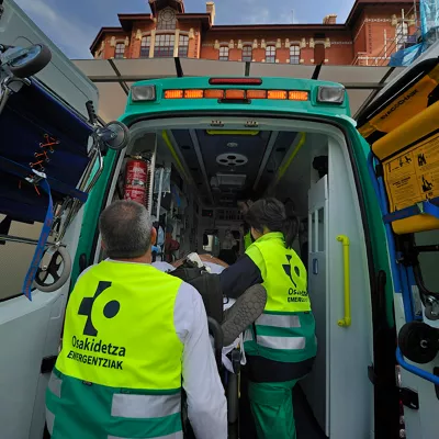 Hospital de Basurto, atención de emergencias

Libro "XXV Aniversario de Osakidetza"