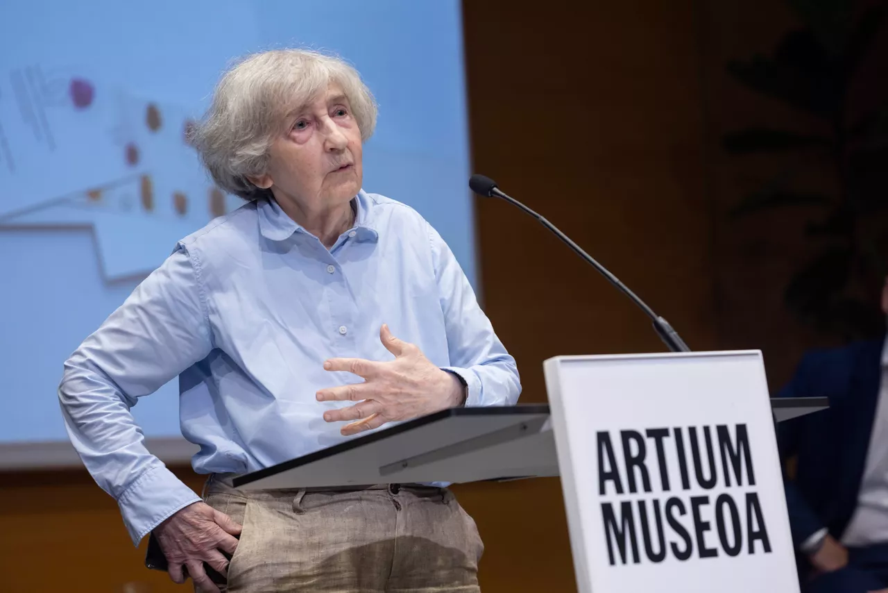 Mari Puri Herrero, ekitaldian. Argazkia: Artium Museoa