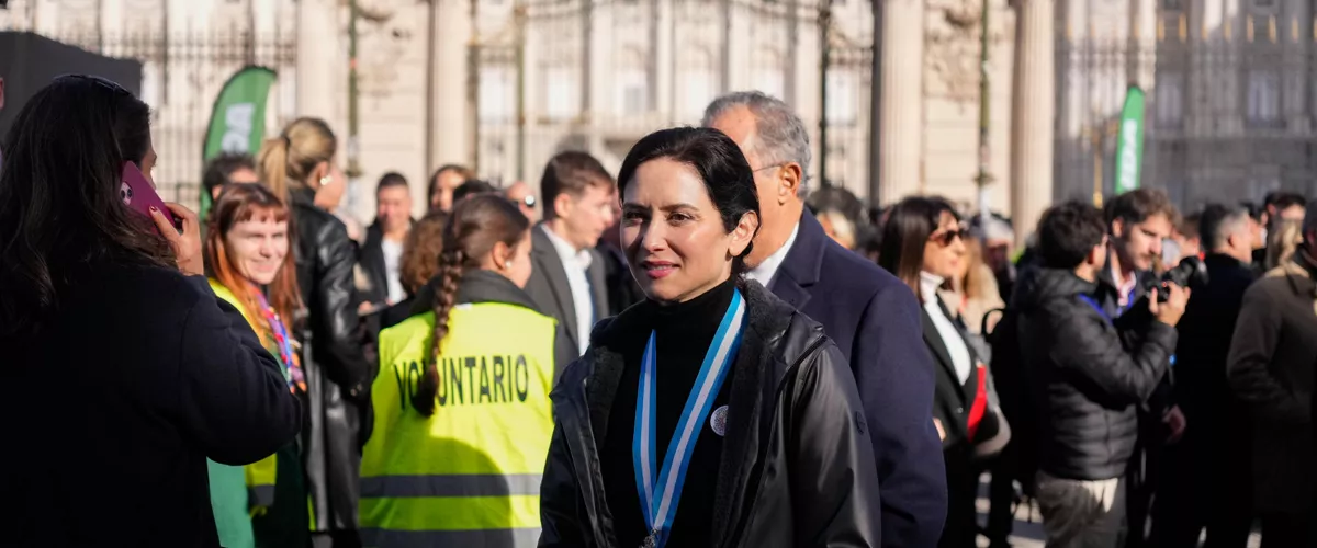 Ayuso Madrid indisposición misa Almudena