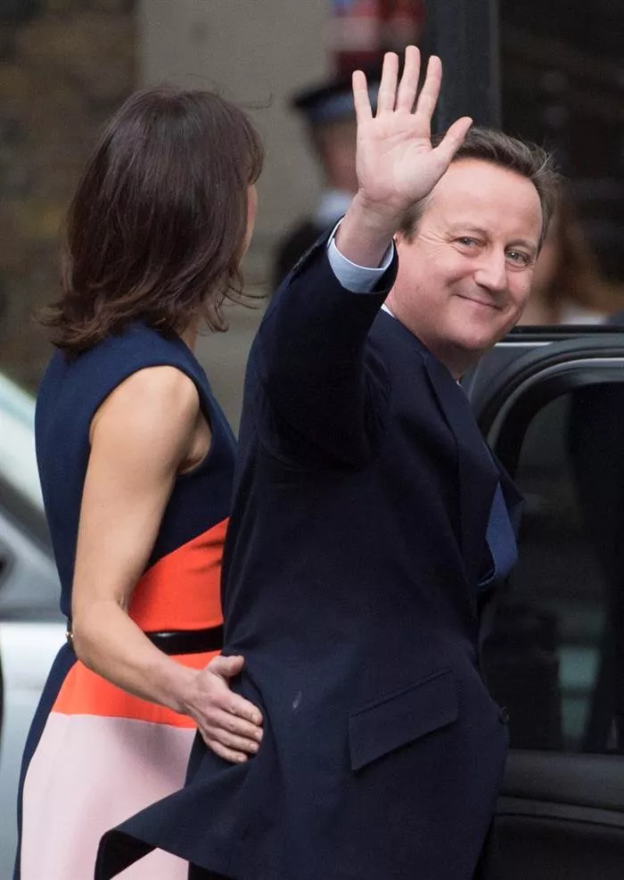 cameron agurra efe