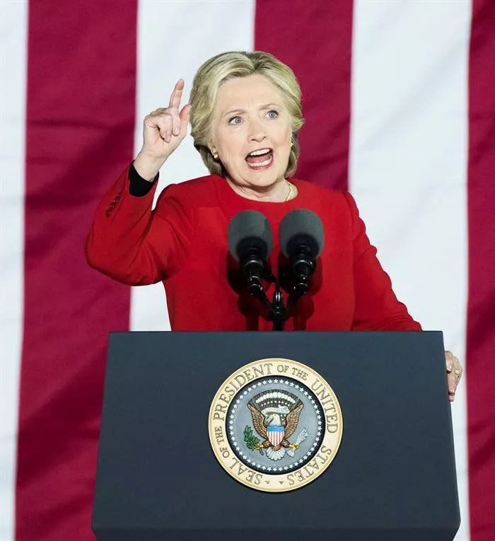 clinton azken aurreko ekitaldia EFE