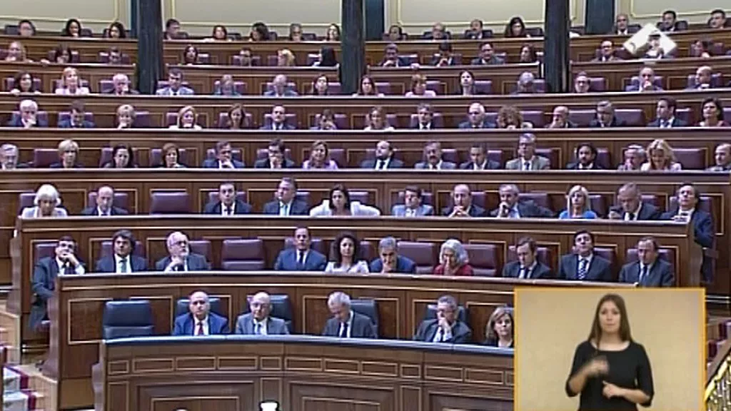 299 diputados han votado a favor de la Ley de abdicación. EiTB.