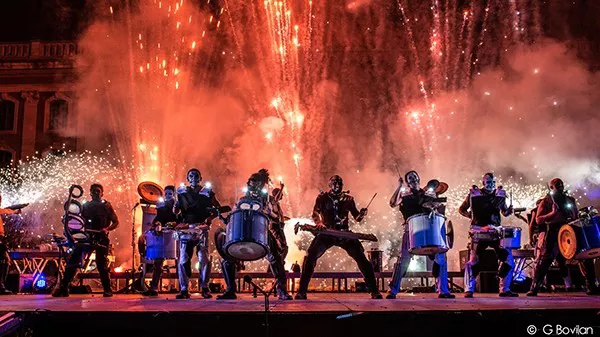 Deabru Beltzak konpainia izango da parte hartuko duten zazpi euskal taldeetako bat