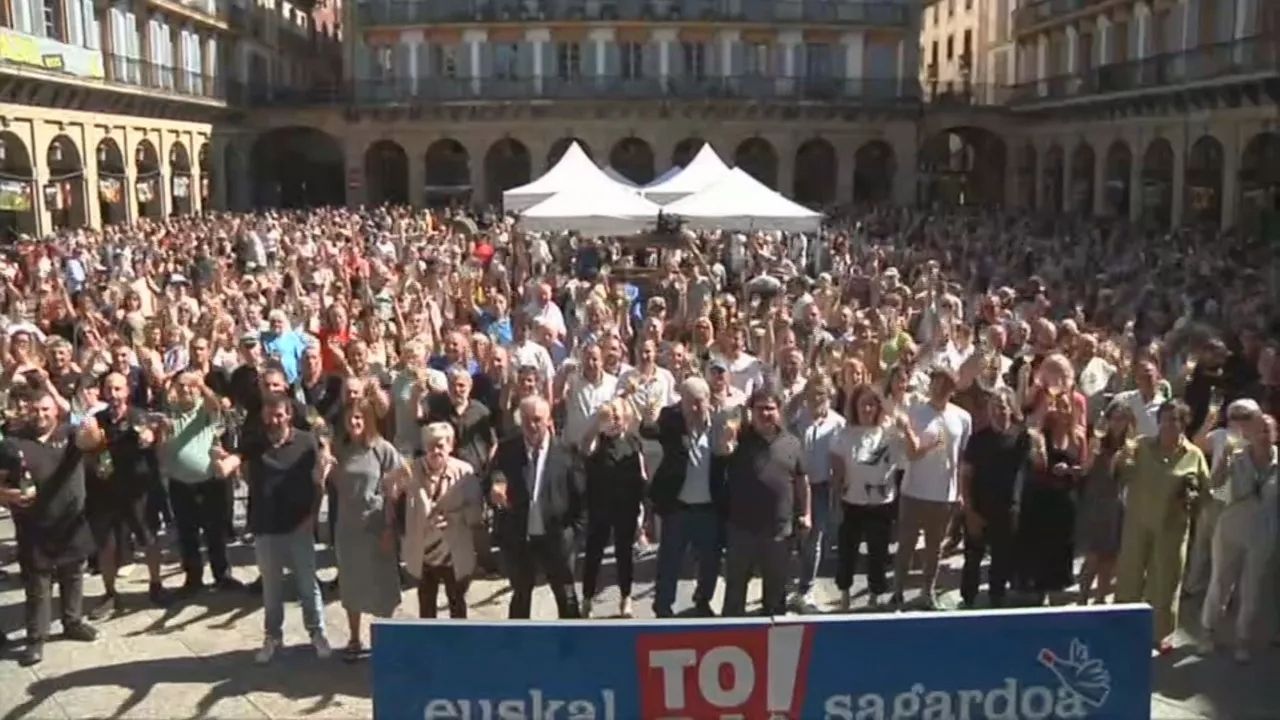 El Sagardo Eguna reúne a unas 4000 personas dentro del programa de Euskal Jaiak de Donostia