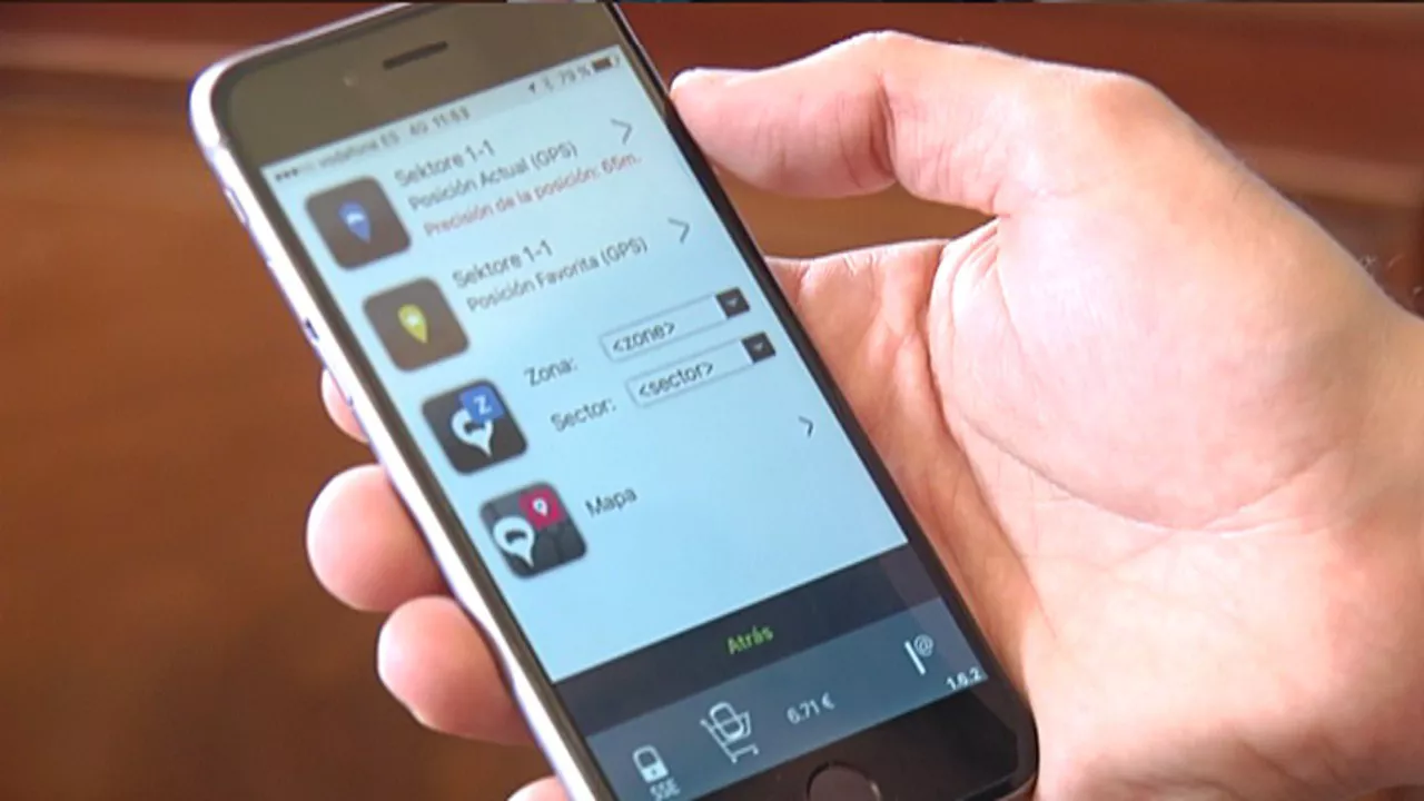 Demostración de la app que han realizado en la rueda de prensa. Foto: EiTB