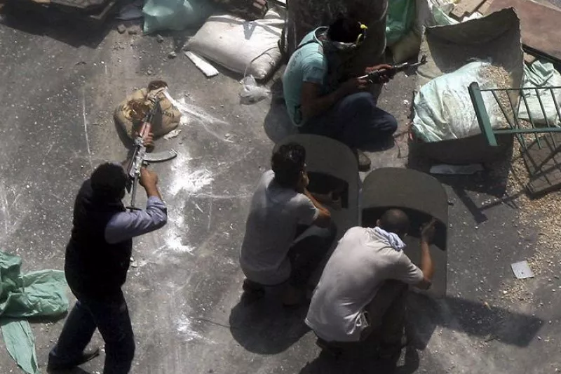 Istilu larriak Kairon (Egipto) Mursiren jarraitzaileen kanpamentuetako bat desegiterako orduan. Argazkia: EFE