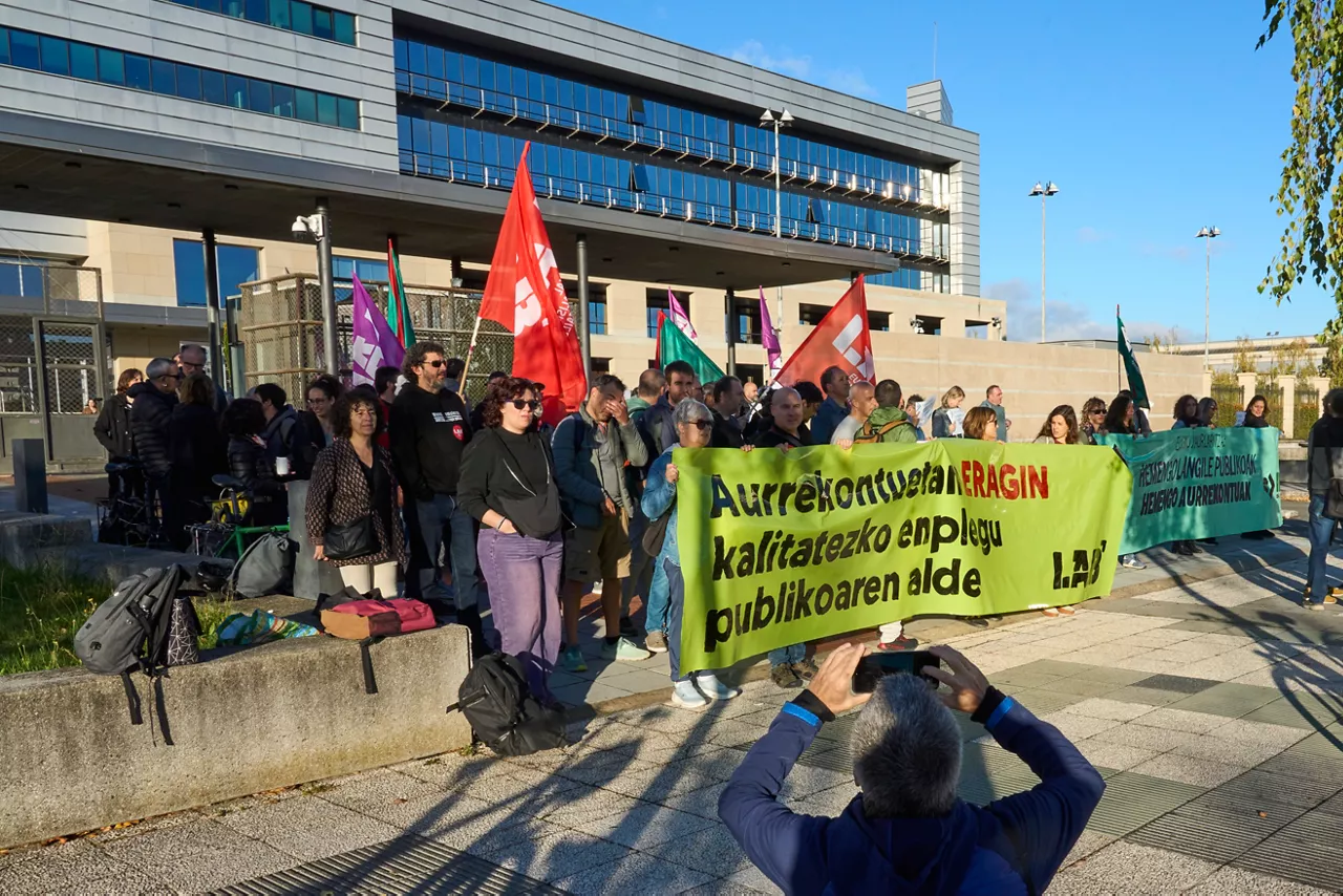 ELA PROTESTA GASTEIZ