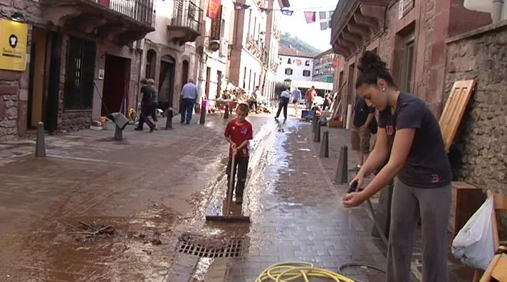 Elizondo, tras las inundaciones. EiTB