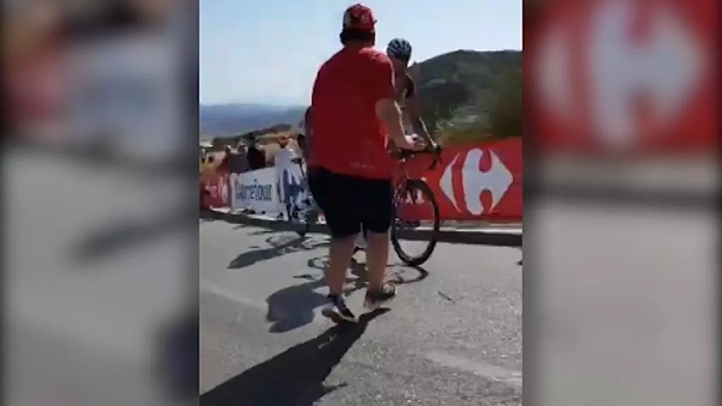 empujon-belkov-vuelta_