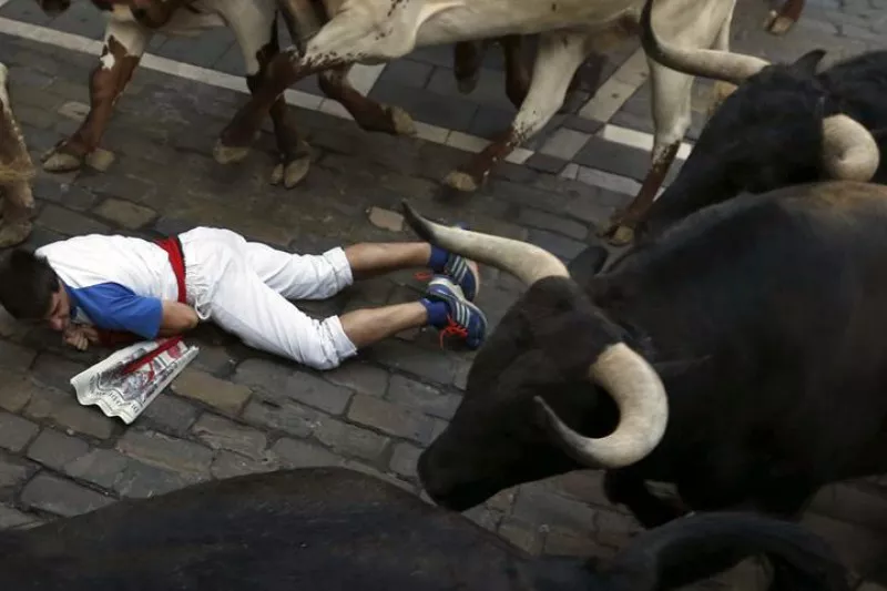 Los toros de Victoriano del Río han corrido hoy el encierro más rápido de los sanfermines 2013. EFE.