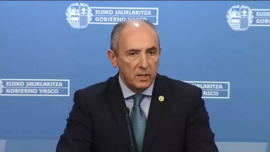 El portavoz del Gobierno Vasco, Josu Erkoreka. Imagen de archivo: EiTB