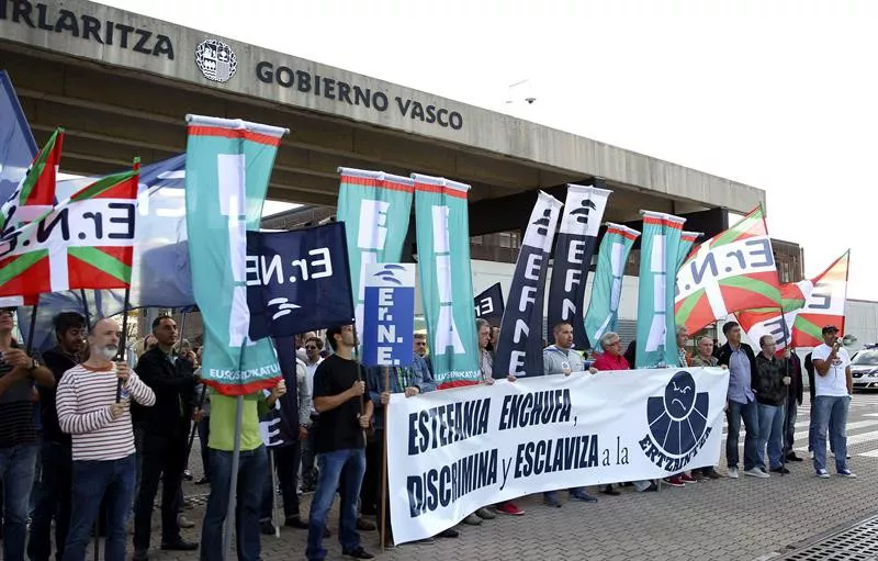 Protesta de ErNE, ELA y SiP. Imagen: EFE