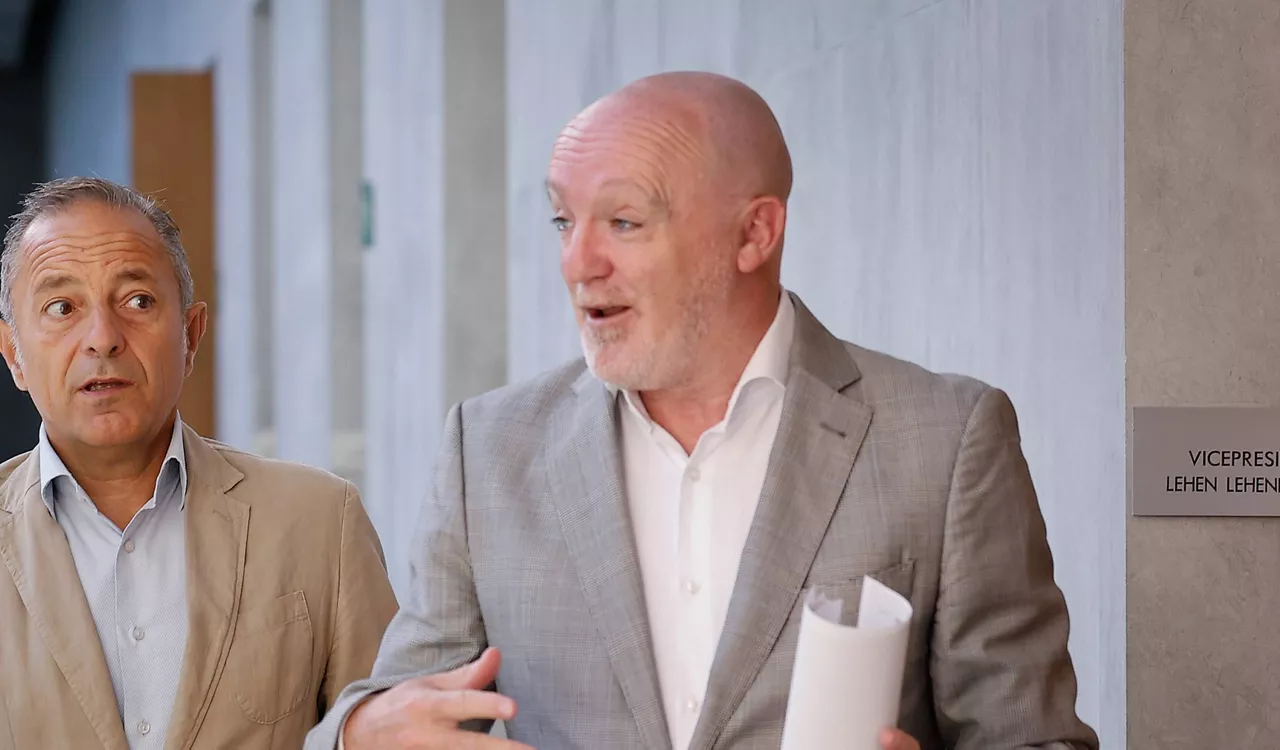 Javier Esparza UPNko bozeramailea Nafarroako Parlamentuan