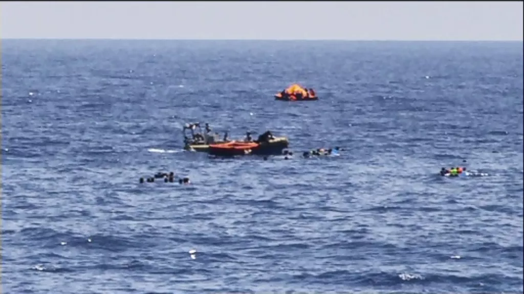 Continúa el flujo de inmigrantes desde el norte de África debido al buen tiempo. Foto: EiTB