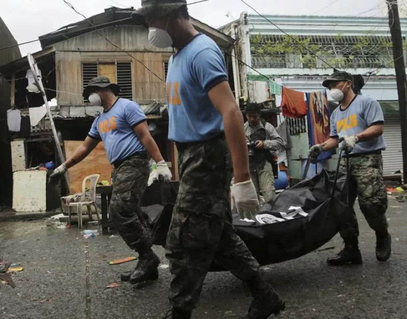 l tifón Haiyan azota las islas Filipinas. Foto: EFE.