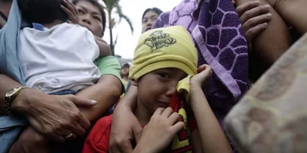 El tifón Haiyan azota las islas Filipinas. Foto: EFE.