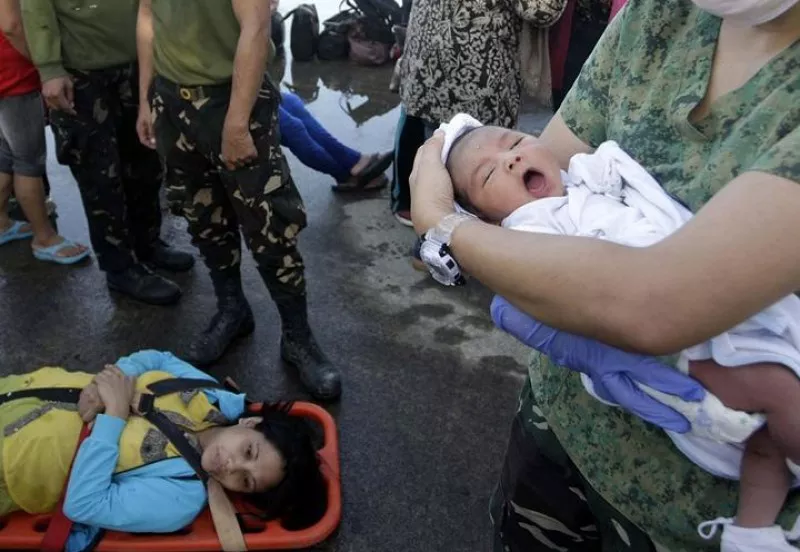 El tifón Haiyan azota las islas Filipinas. Foto: EFE.