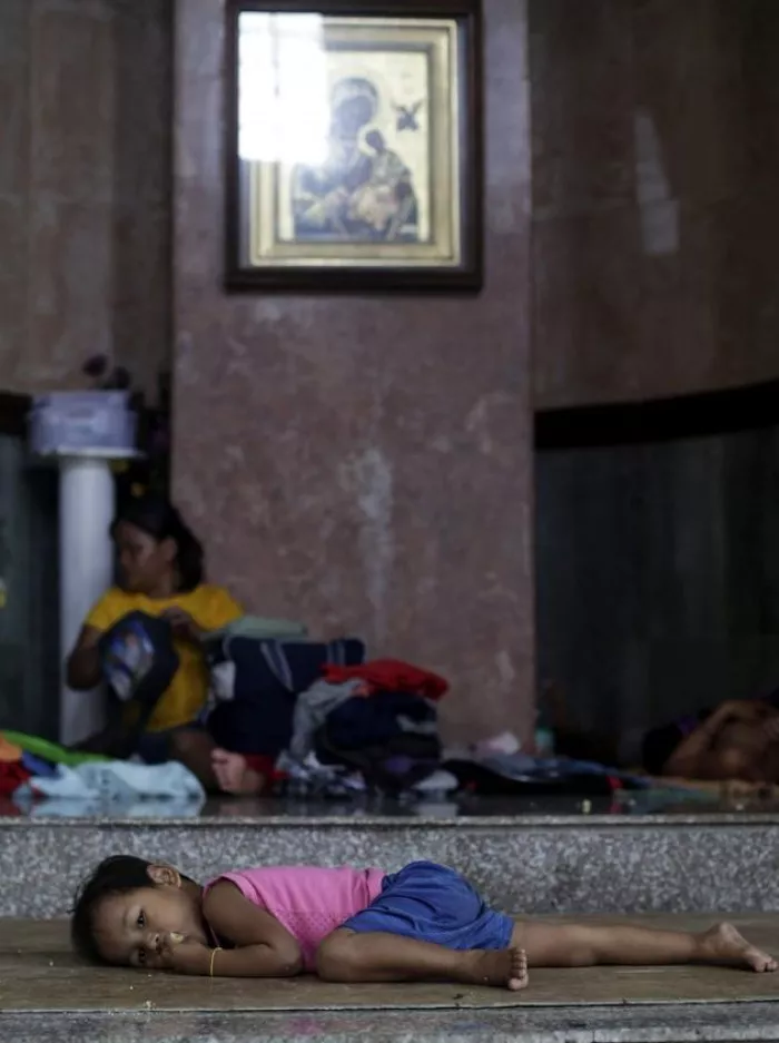 El tifón Haiyan azota las islas Filipinas. Foto: EFE.