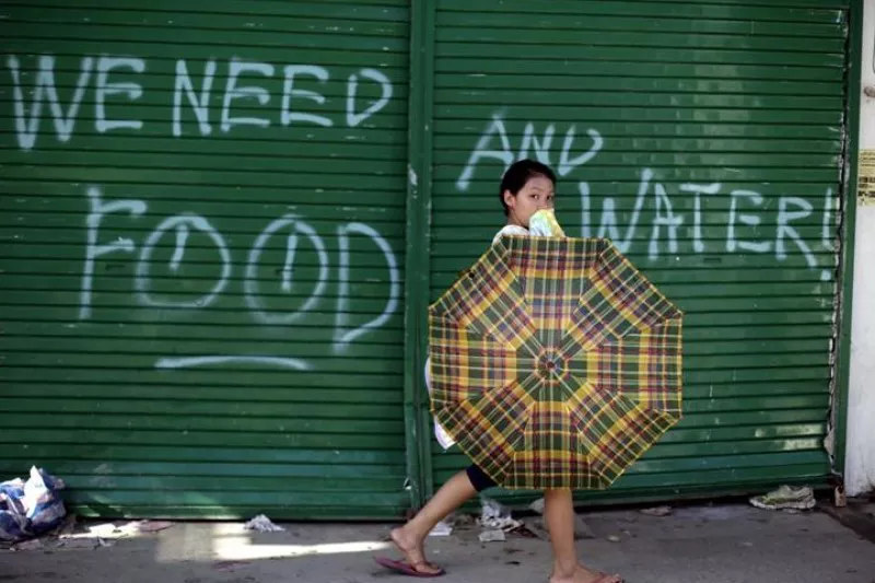 El tifón Haiyan azota las islas Filipinas. Foto: EFE.