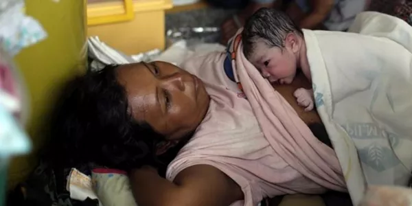 El tifón Haiyan azota las islas Filipinas. Foto: EFE.