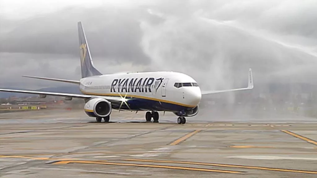 Un avión de Ryanair en Foronda. Una foto de archivo de EITB Media.