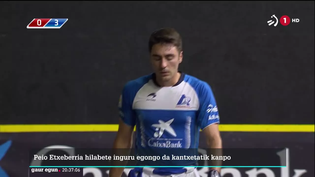 Peio Etxeberria hiruzpalau aste egon beharko du kantxetatik kanpo lepauztaian luxazioa duelako. Halaxe adierazi du gaur goizean egin dioten erresonantziak. Zenoztarrak larunbatean hartu zuen min, Urrutikoetxea eta Martijaren aurka ari zirela. Haren Lekua Unai Lasok hartuko du Caibank Mastersean.