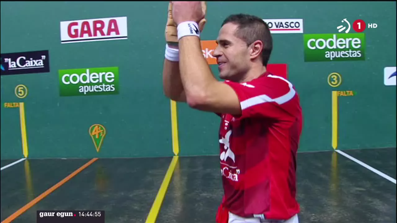 Aimar Olaizolak 26 final jokatu ditu 23 urte iraun duen bere ibilbidean zehar, eta 14 txapel jantzi ditu guztira.