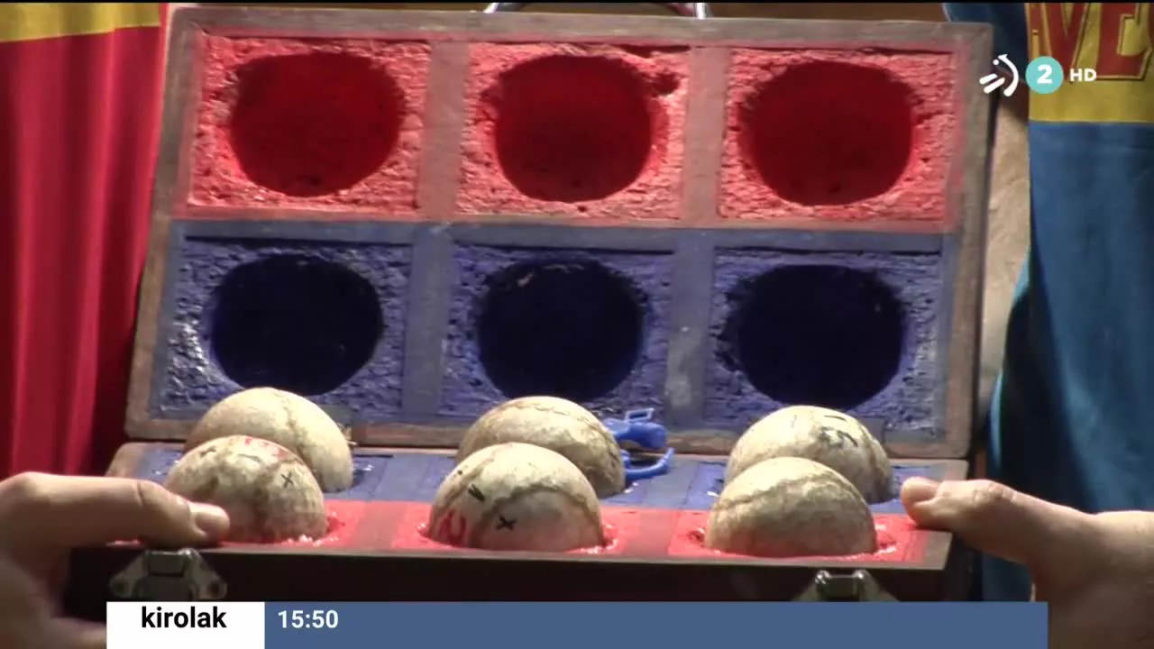 Hoy han finalizado las selecciones de material de la 3ª jornada del Campeonato de Parejas. En Bergara, el miércoles 8, Ezkurdia y Tolosa jugarán contra Irribarria y Rezusta. Ezkurdia no ha acudido a la selección de material por tener que ser vacunado.